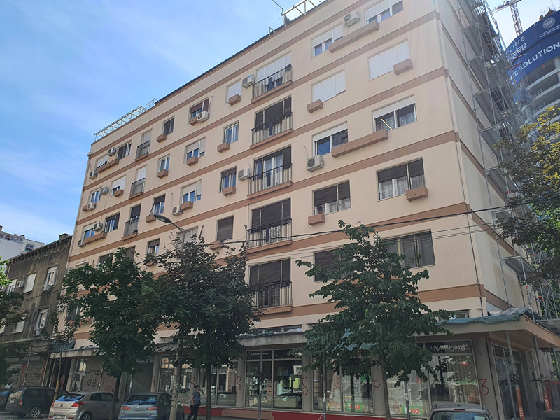 Galerija 8